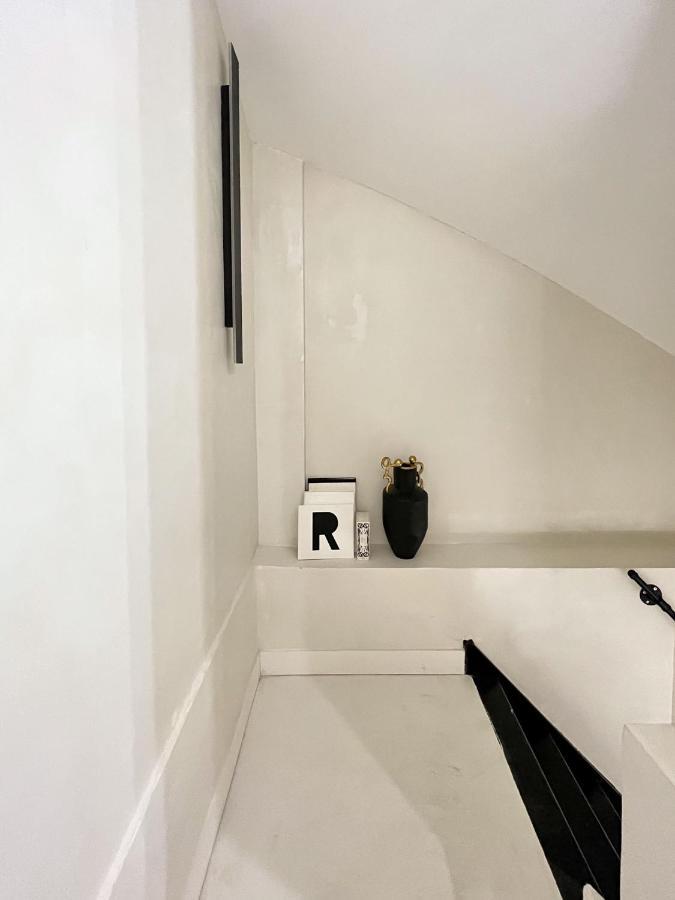 Superb Apartment Palais Royal Louvre Museum Free Netflix パリ エクステリア 写真