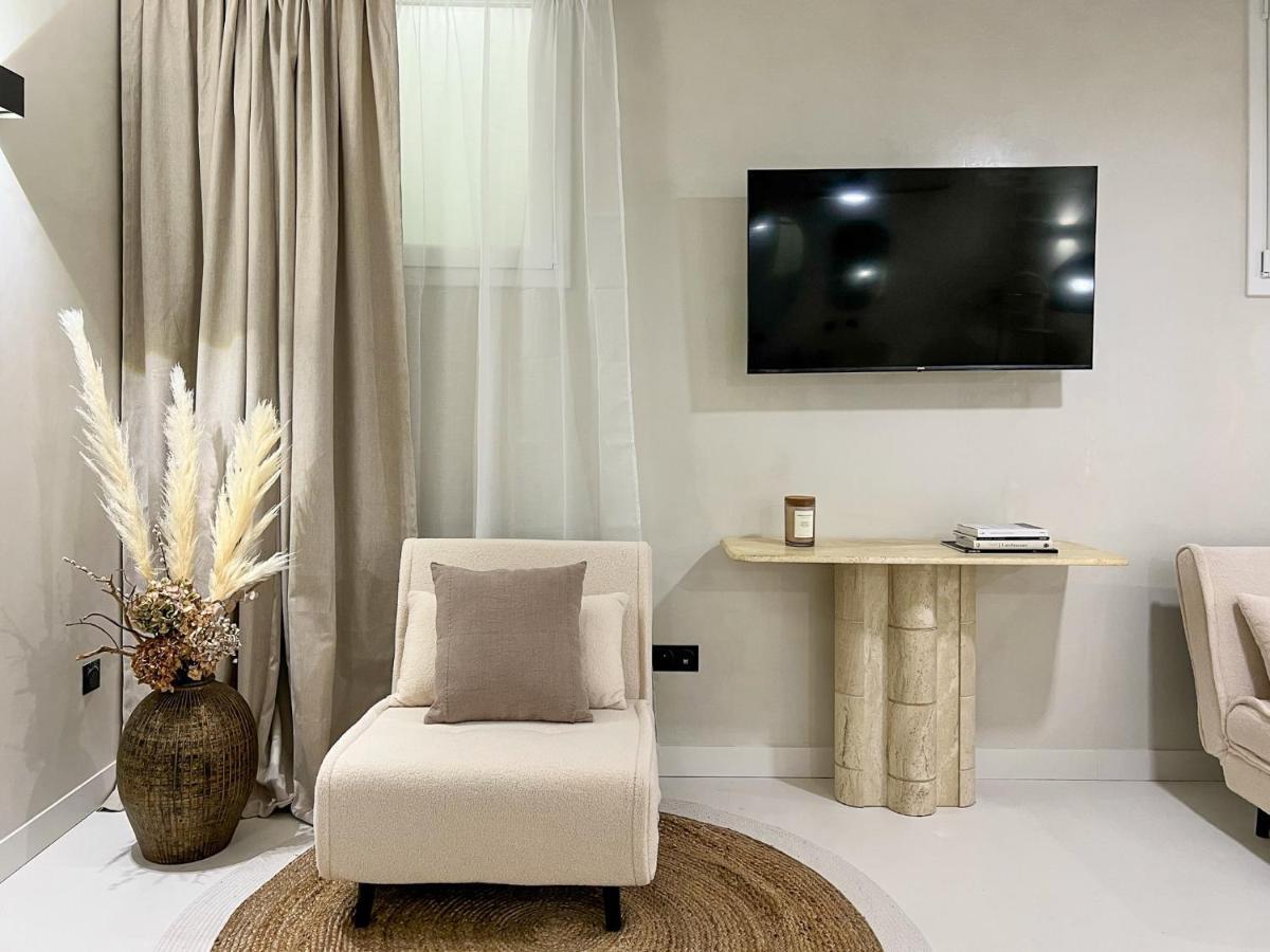 Superb Apartment Palais Royal Louvre Museum Free Netflix パリ エクステリア 写真